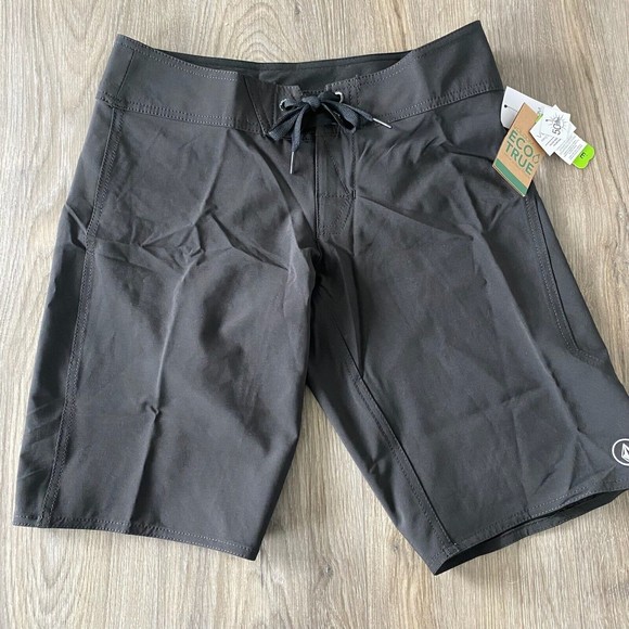 Volcom Women's Boardshorts Simply Solid 10" Black Swimming Shorts Size 0 NWT - Picture 1 of 4